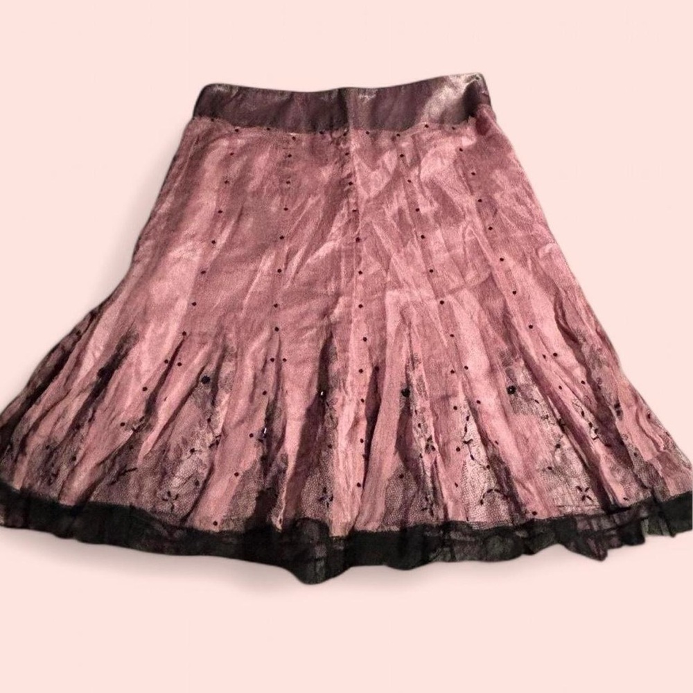 VINTAGE PINK AND BLACK LACE SKIRT